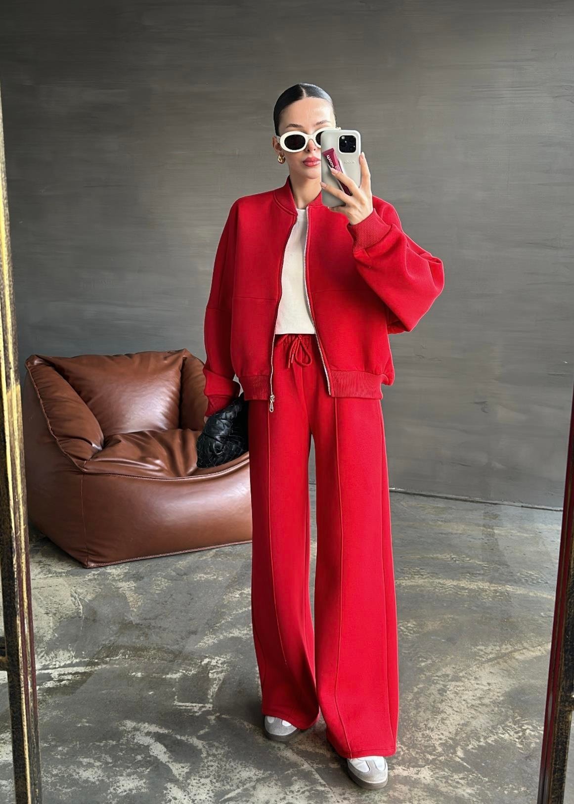 Önden Dikişli Şardonlu Takım KIRMIZI