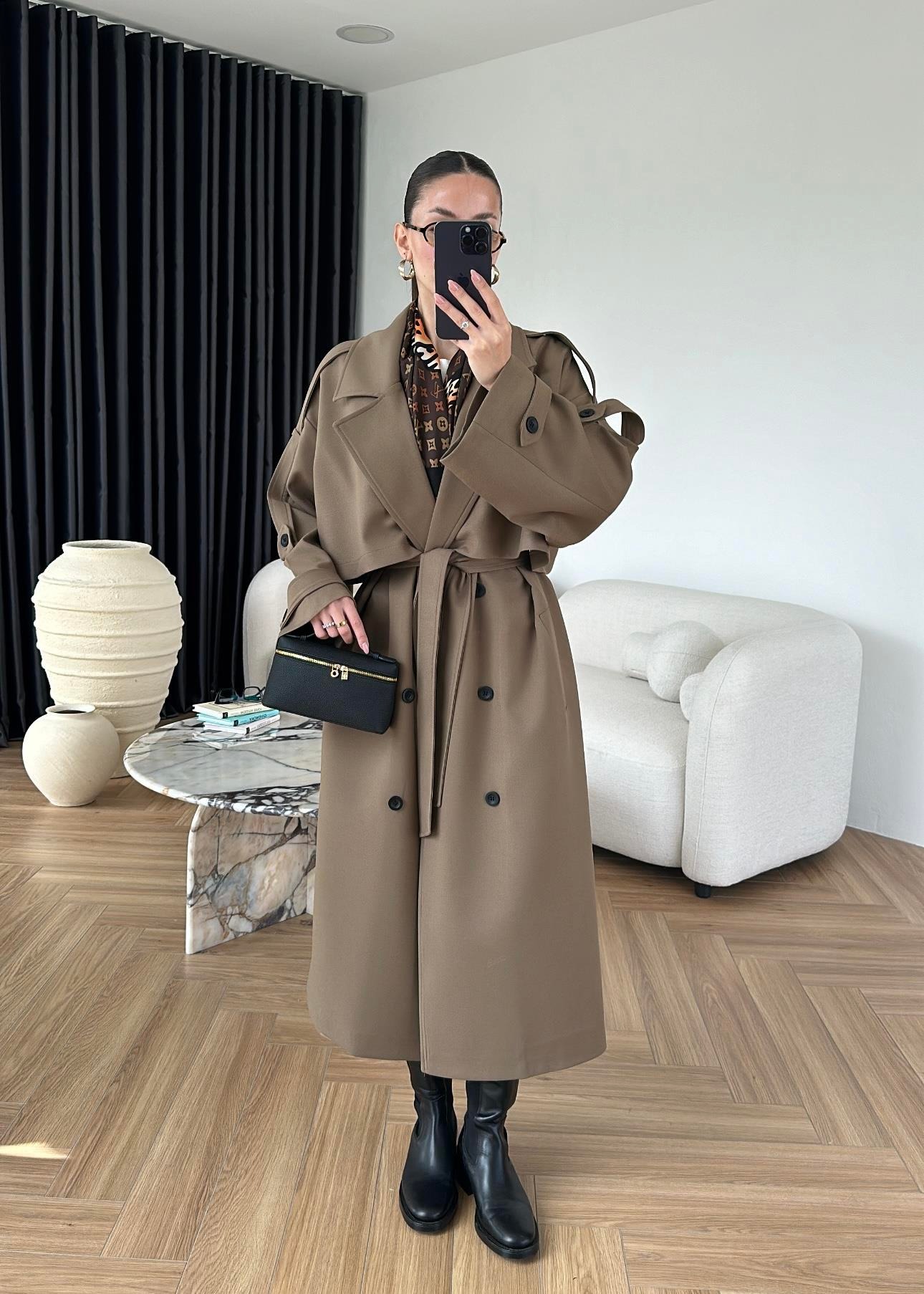 Omuzu Uzun Apoletli Trençkot SÜTLÜ KAHVE